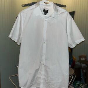 H&M Men's Classic White Button Down Shirt
